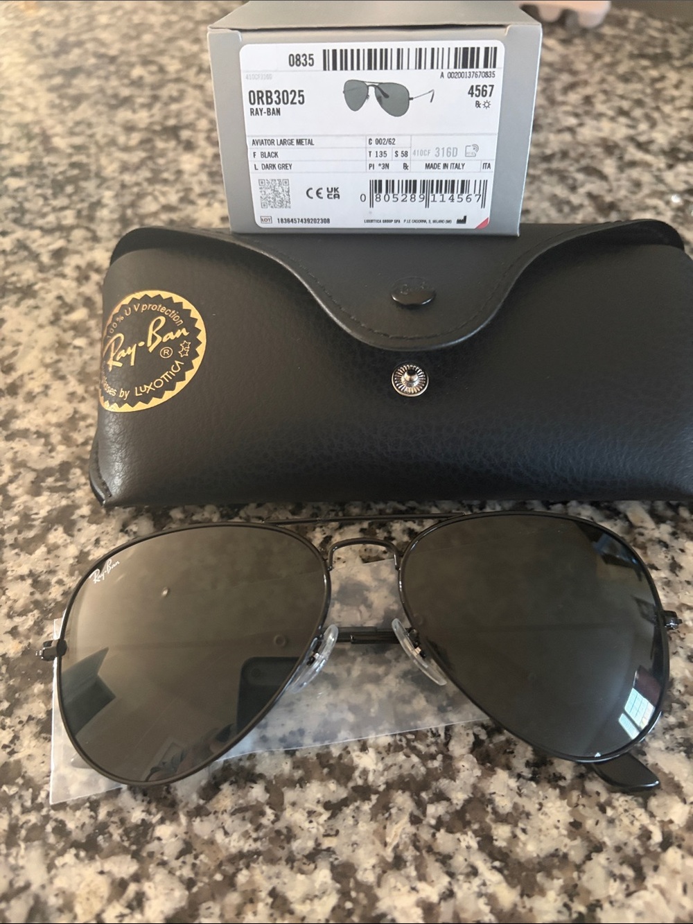 Ray-Ban Aviator Sunglasses in Black and Dark Gray (NewWT